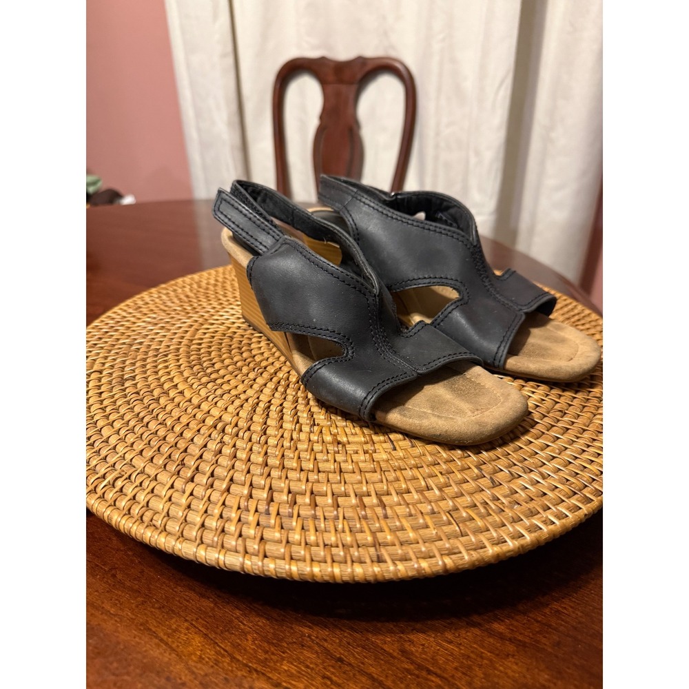 Clarks Collection Black Leather Wedge Sandals Ultimate Comfort Womens 7.5 - Picture 8 of 11